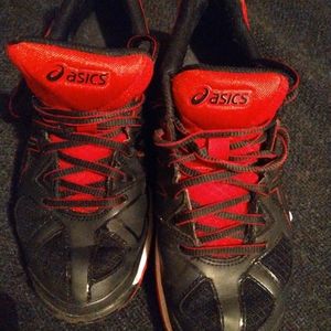 Women's Black and Red Oasis Sneakers